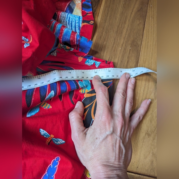 Red vibrant Hawaiian ruffle dress - Farm Rio inspired - EUC size M - Picture 3 of 5